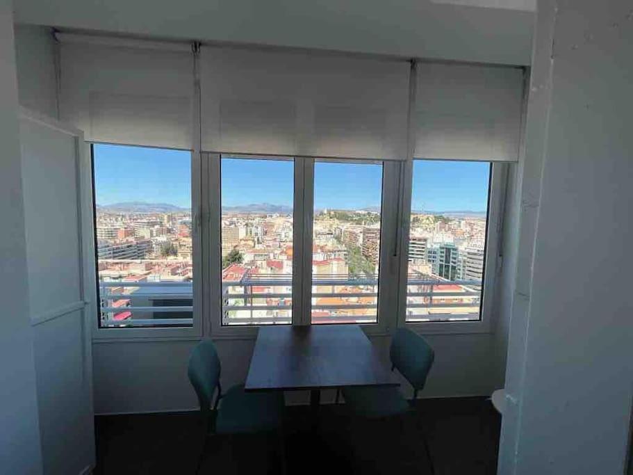 Céntrico apartamento en el Riscal Alicante Extérieur photo